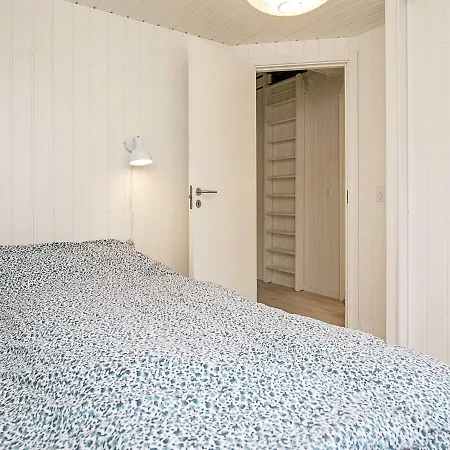 Ferienhaus Holiday Xi *