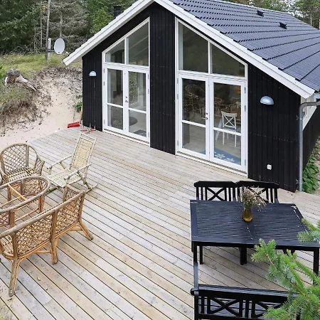 Ferienhaus Holiday Xi *